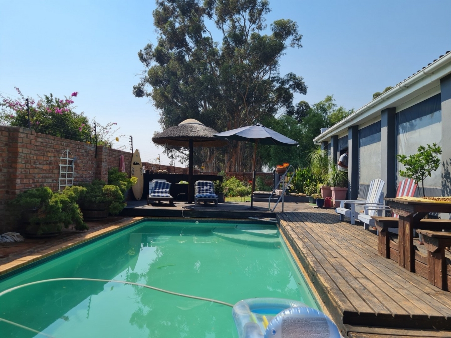 10 Bedroom Property for Sale in Montagu Rural Western Cape